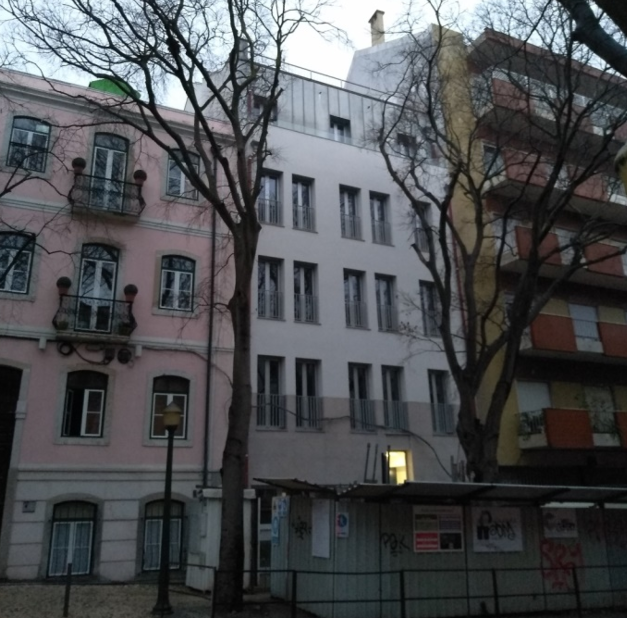 Rua Jau, 32